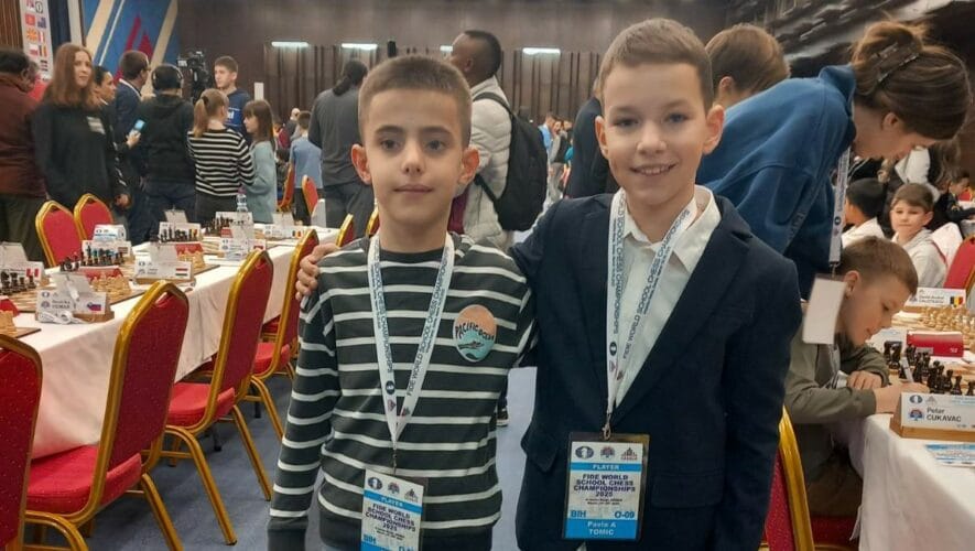 Pavle Tomić i Miloš Vasić, Šahovski klub Velemajstor Brčko