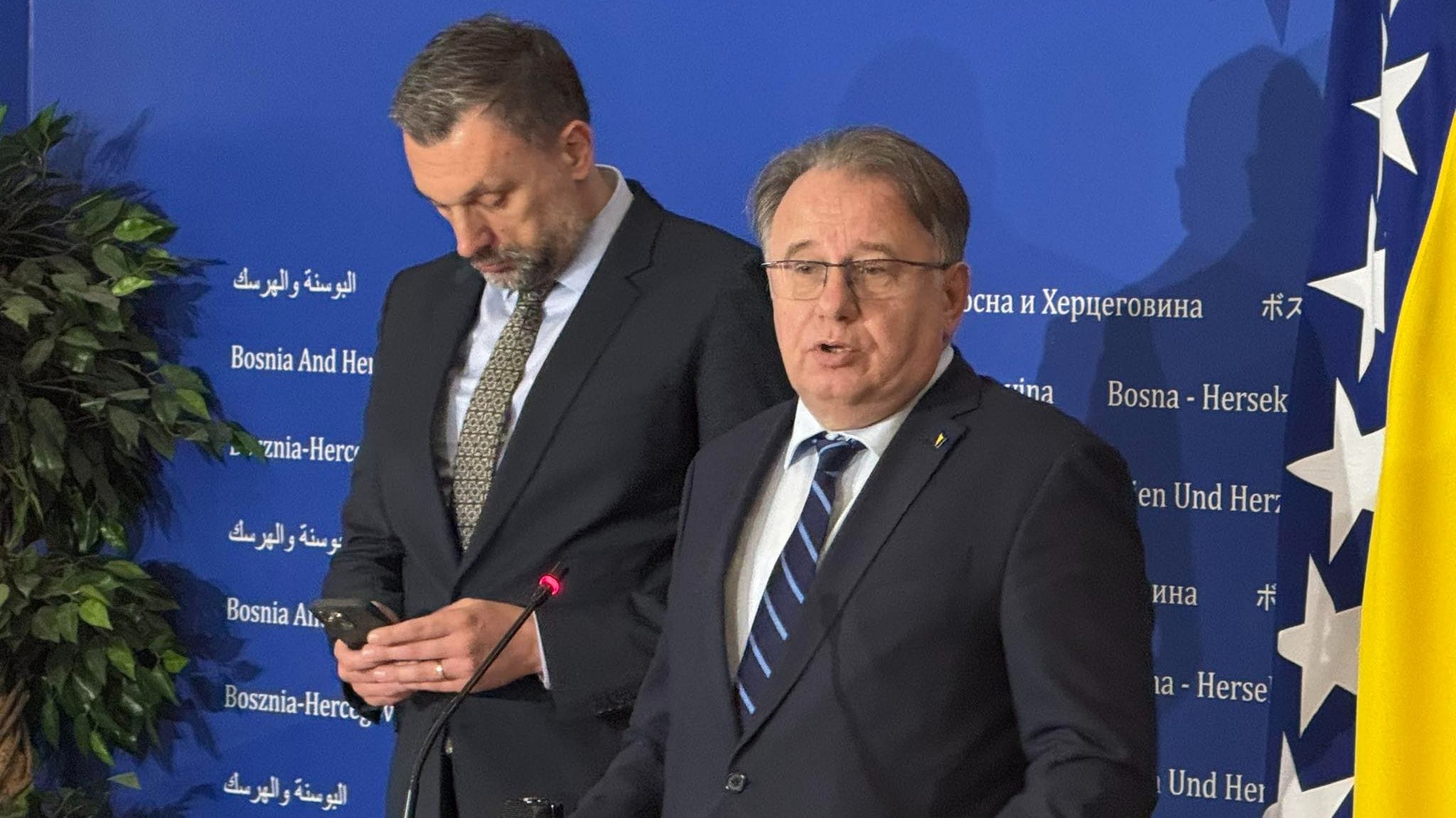 Nermin Nikšić. Avaz