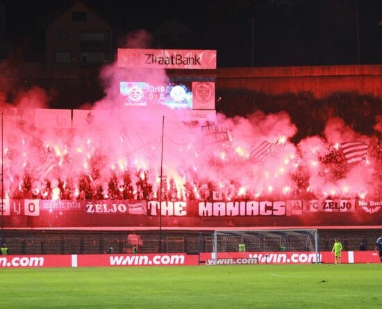 Manijaci obećavaju sjajnu atmosferu. The Maniacs