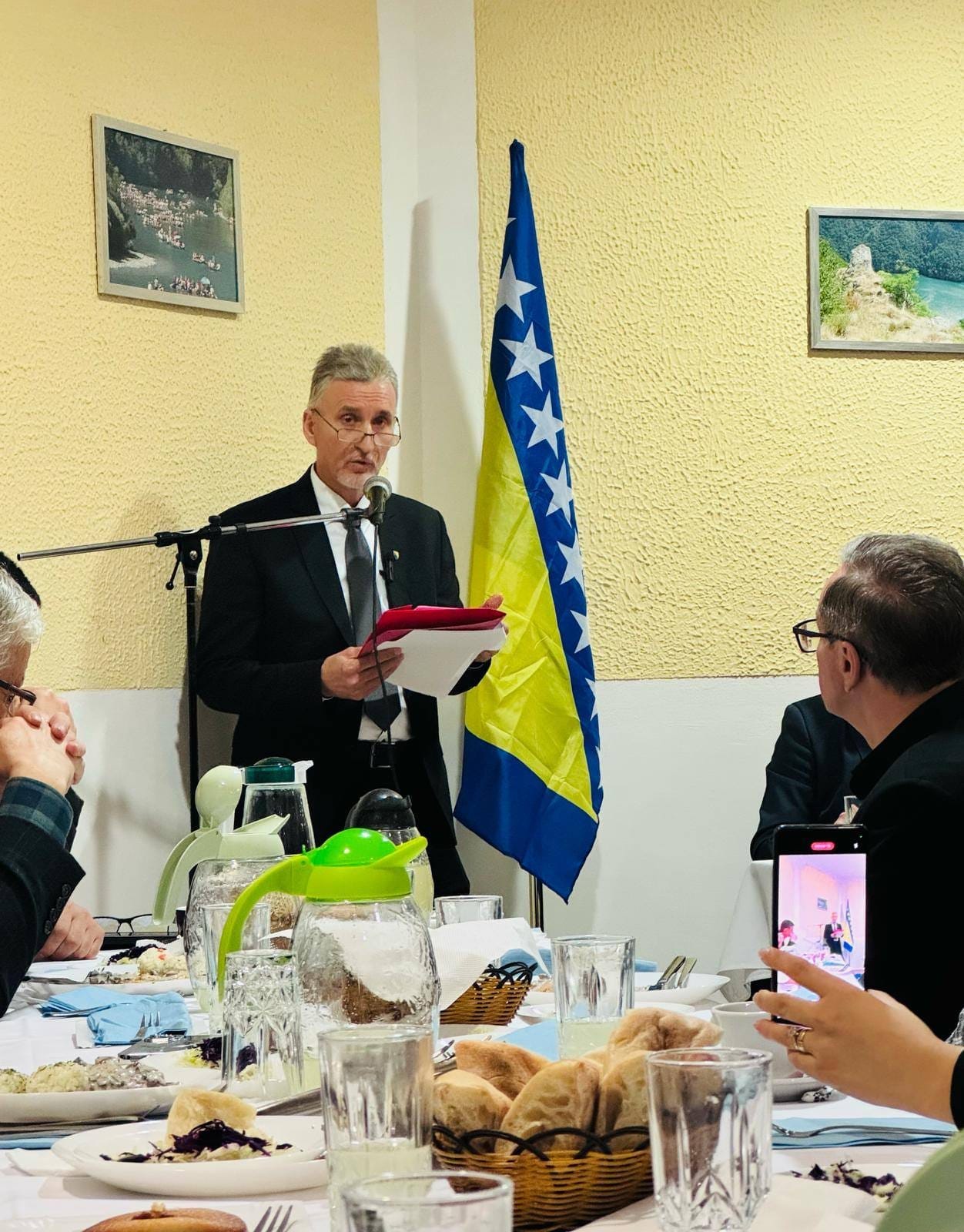 Obraćanje Kemala Ademovića, Foto: Facebook