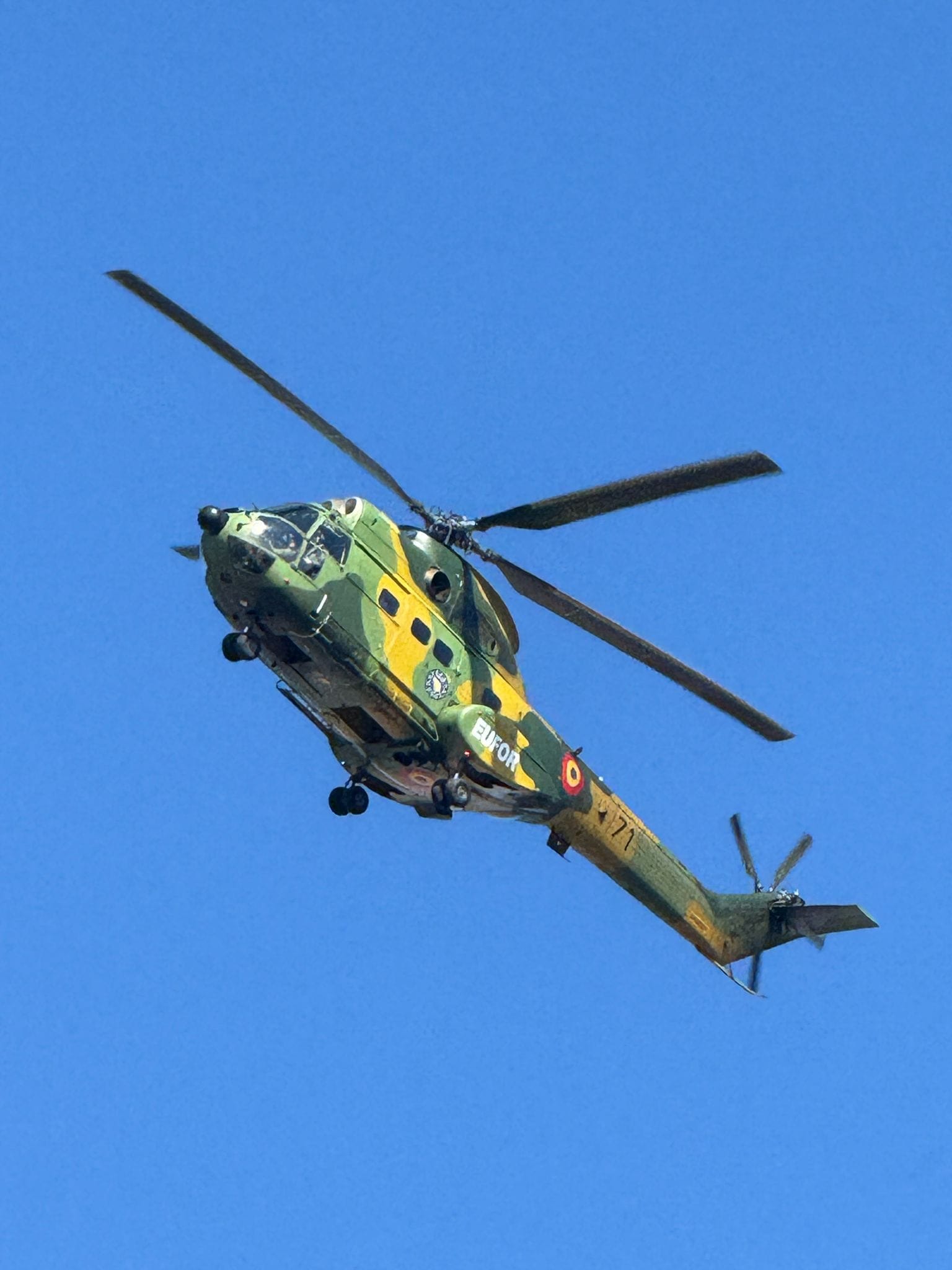Helikopter iznad Brčkog. Foto: BDC Info