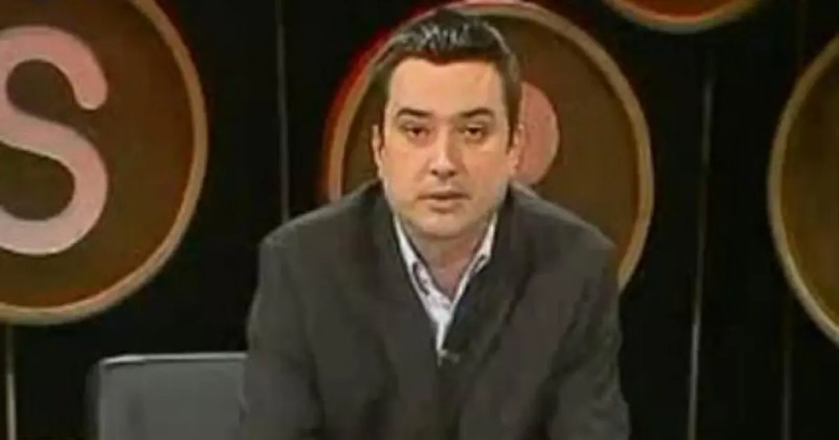 Foto: Screenshot. Hadžiomerović dok je uređivao i vodio emisiju "60 minuta"